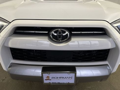 Used 2024 Toyota 4Runner TRD Off-Road image 25