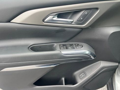 New 2026 Chevrolet Traverse LT w/ Midnight/Sport Edition image 17