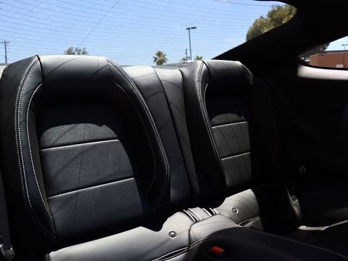Used 2022 Ford Mustang Shelby GT500 w/ Technology Package RWD image 33