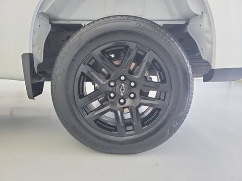 Used 2023 Chevrolet Silverado 1500 Custom RWD image 11