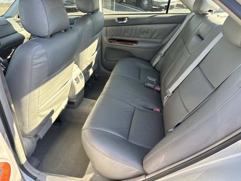Used 2003 Toyota Camry LE image 13