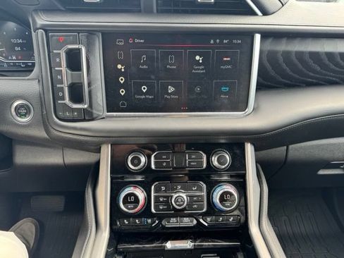 Used 2024 GMC Yukon XL Denali AWD/4WD image 21