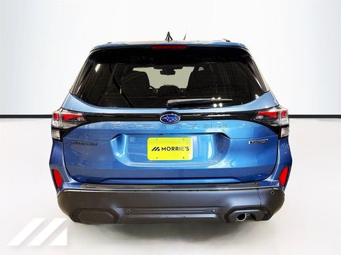 Used 2025 Subaru Forester Touring AWD/4WD image 6