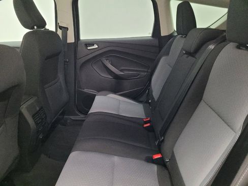 Used 2018 Ford Escape SE FWD image 18