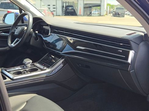 Used 2023 Audi Q7 3.0T Prestige image 7