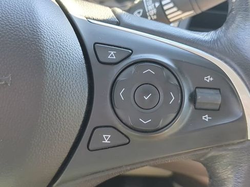 Used 2020 Buick Enclave Essence AWD/4WD image 25