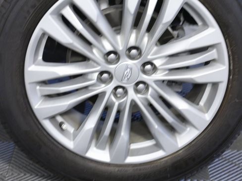 Certified 2019 Cadillac XT5 Premium Luxury image 8