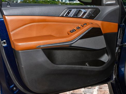 Used 2023 BMW X5 M50i w/ Executive Package image 15