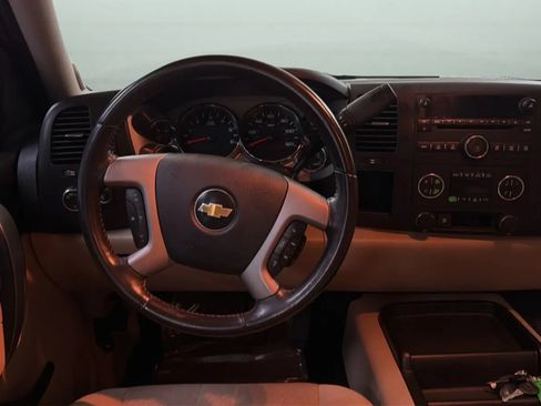 Used 2010 Chevrolet Silverado 1500 LT w/ Power Pack Plus RWD image 10