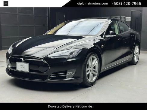 Used 2014 Tesla Model S 60 image 1