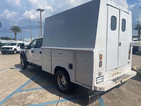 Used 2017 Ford F550 XLT image 8
