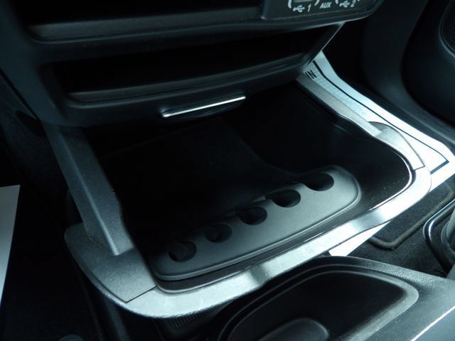 Used 2025 Chrysler Pacifica Select FWD image 36