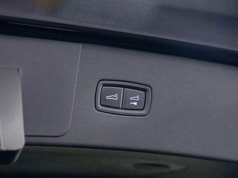 Used 2021 Porsche Cayenne E-Hybrid image 31