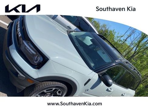 Used 2022 Ford Bronco Sport Outer Banks w/ Tech Package image 1