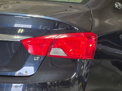 Used 2014 Chevrolet Impala LT w/ Convenience Package FWD image 12
