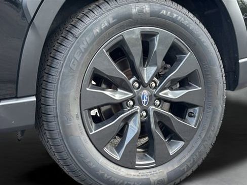 Used 2023 Subaru Outback Onyx Edition AWD/4WD image 17