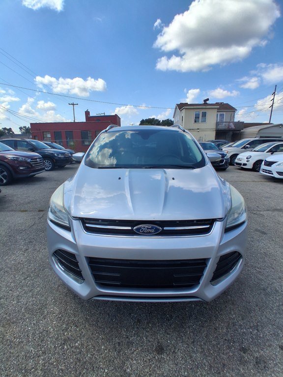 Used 2015 Ford Escape SE FWD image 1
