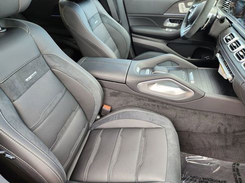 New 2026 Mercedes-Benz GLE 53 AMG 4MATIC image 13