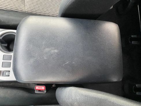 Used 2014 Toyota 4Runner SR5 image 19