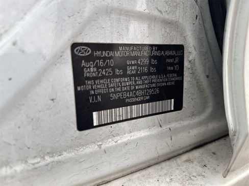 Used 2011 Hyundai Sonata GLS image 7