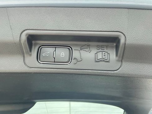 Certified 2025 Ford Explorer ST RWD image 30