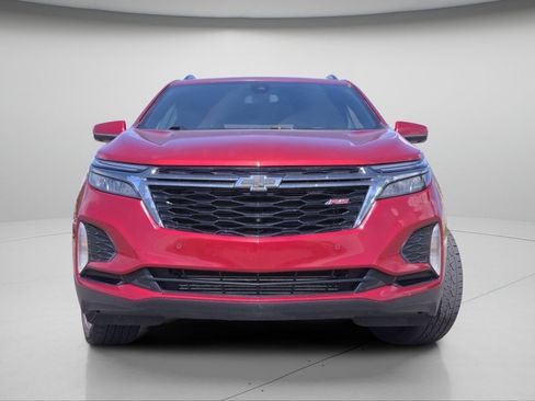 Used 2022 Chevrolet Equinox RS w/ RS Leather Package AWD/4WD image 3