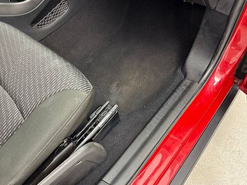 Used 2019 Dodge Journey SE FWD image 26
