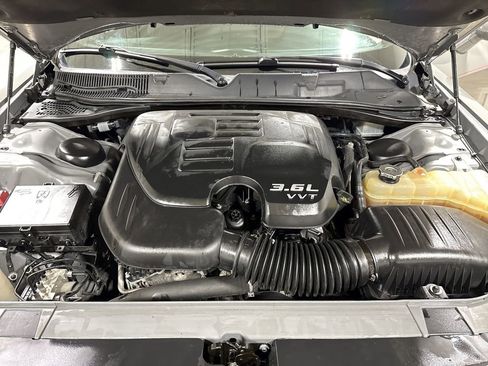 Used 2019 Dodge Challenger SXT w/ Blacktop Package RWD image 24