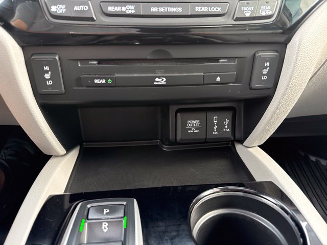 Used 2017 Honda Pilot Touring image 15