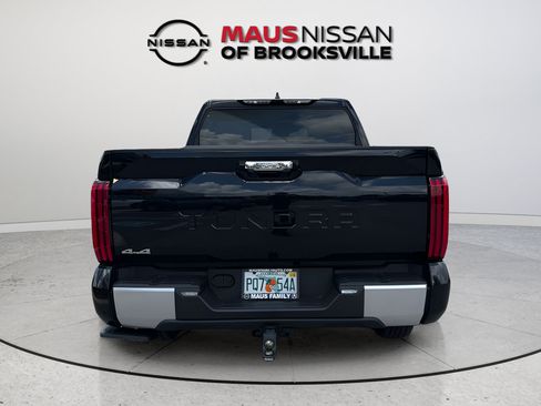 Used 2025 Toyota Tundra Limited AWD/4WD image 7