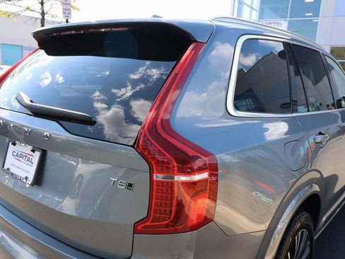 Used 2020 Volvo XC90 T5 Momentum w/ Protection Package image 27
