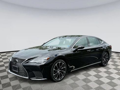 Used 2023 Lexus LS 500 AWD w/ Luxury Package image 5