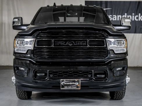 Used 2024 RAM 3500 Limited AWD/4WD image 3