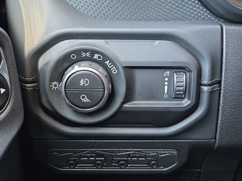 New 2026 Jeep Gladiator Mojave w/ Safety Group image 21