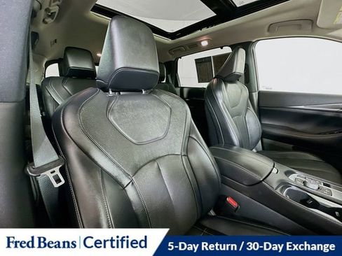 Used 2023 INFINITI QX60 Luxe w/ Performance Audio Package AWD/4WD image 32