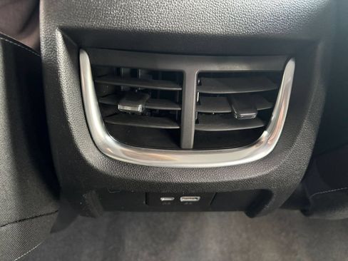 Used 2026 Chevrolet Blazer LT FWD image 19