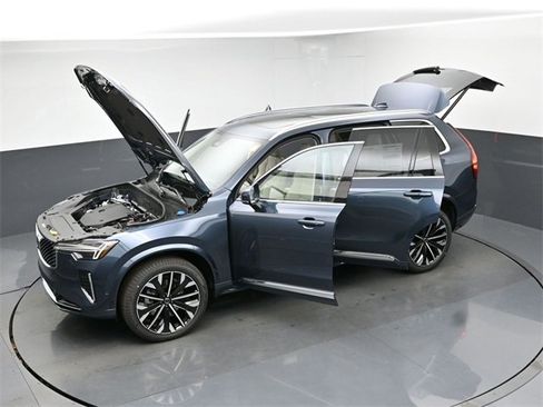 New 2026 Volvo XC90 B6 Ultra image 52