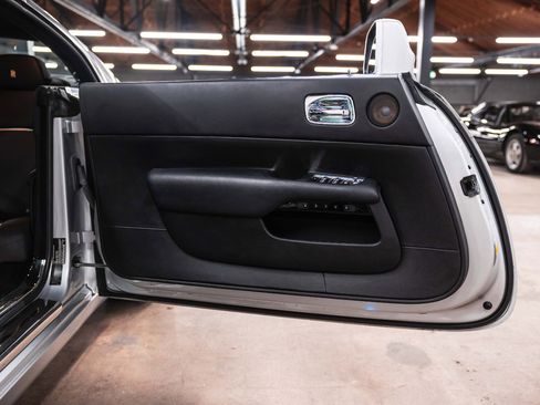 Used 2015 Rolls-Royce Wraith image 34