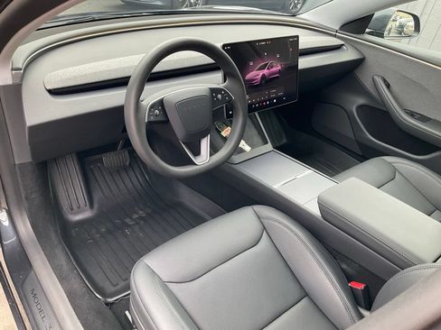 Used 2025 Tesla Model 3 RWD image 5
