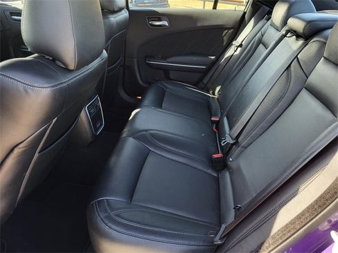 Used 2023 Dodge Charger SXT image 9