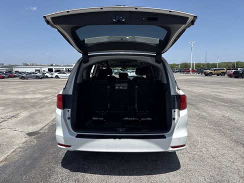 Used 2024 Honda Odyssey Elite image 21