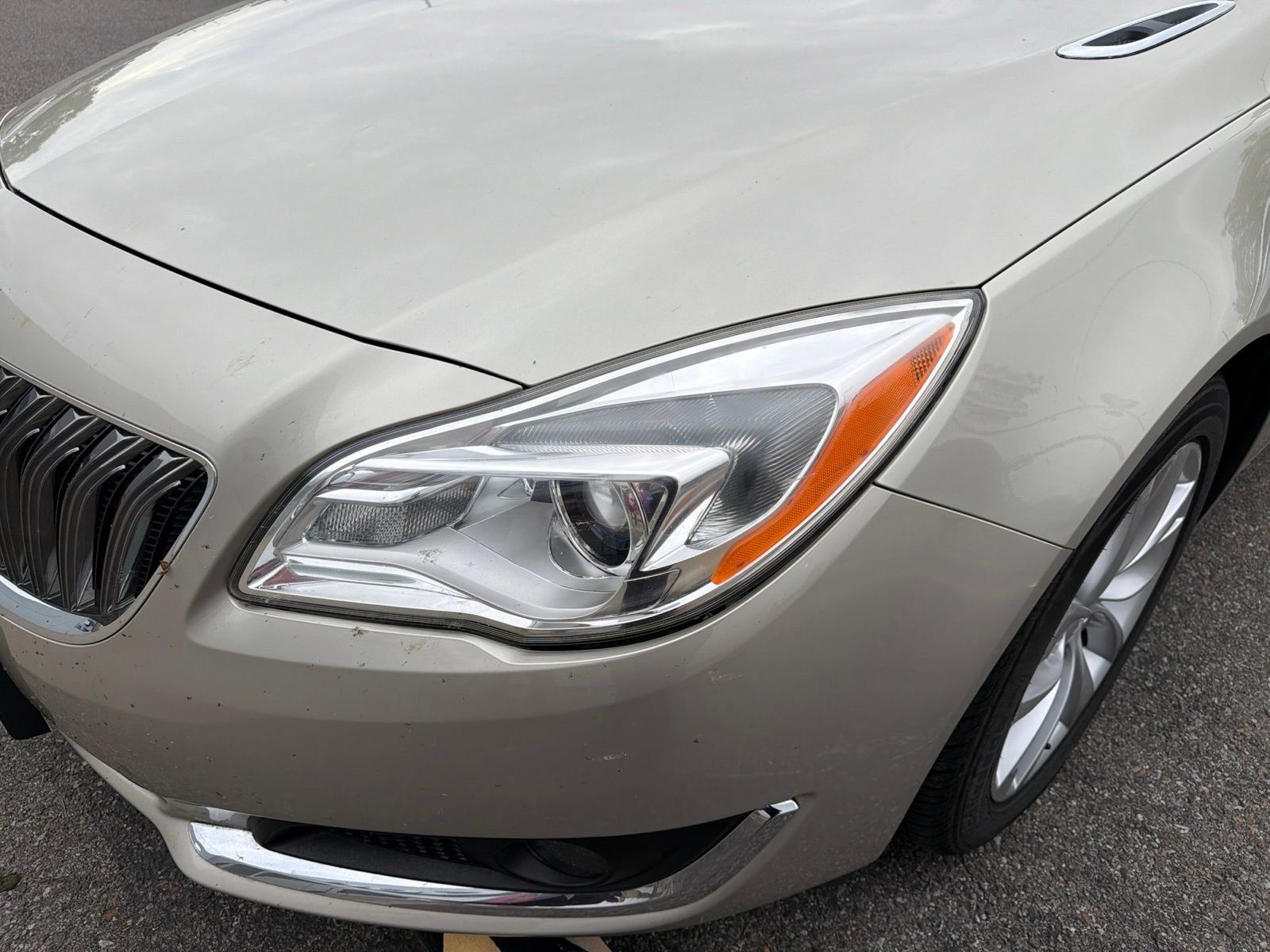 Used 2015 Buick Regal FWD image 2