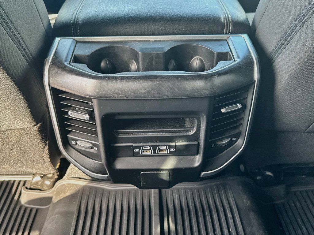 Used 2023 RAM 3500 Big Horn w/ Level 2 Equipment Group AWD/4WD image 23