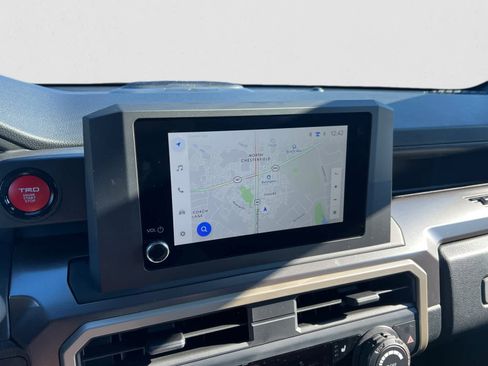 Used 2025 Toyota Tacoma TRD Off-Road w/ TRD Off Road Upgrade Package image 21