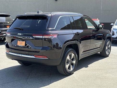 Used 2022 Jeep Grand Cherokee Limited 4xe AWD/4WD image 3