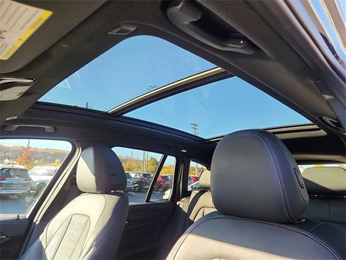 Used 2022 BMW X3 M40i image 17