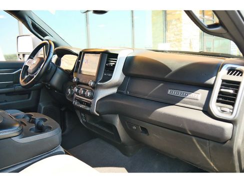 Used 2024 RAM 2500 Big Horn AWD/4WD image 13