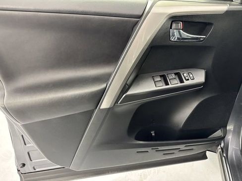 Used 2016 Toyota RAV4 XLE w/ Convenience Package AWD/4WD image 20