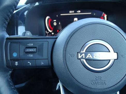 Used 2023 Nissan Pathfinder Platinum w/ Lighting Package (N93) image 24