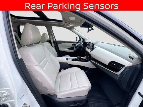 Used 2023 Nissan Rogue SL w/ SL Premium Package FWD image 26